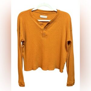 Everlane Women’s The Organic Cotton Waffle Henley in Toasted Almond Sz S